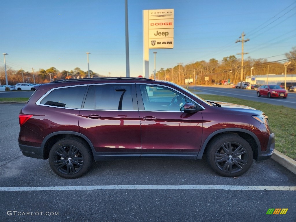 2022 Pilot Special Edition AWD - Deep Scarlet Pearl / Beige photo #5