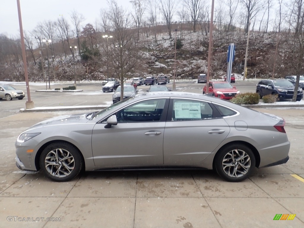 Curated Silver 2023 Hyundai Sonata SEL Exterior Photo #145341321