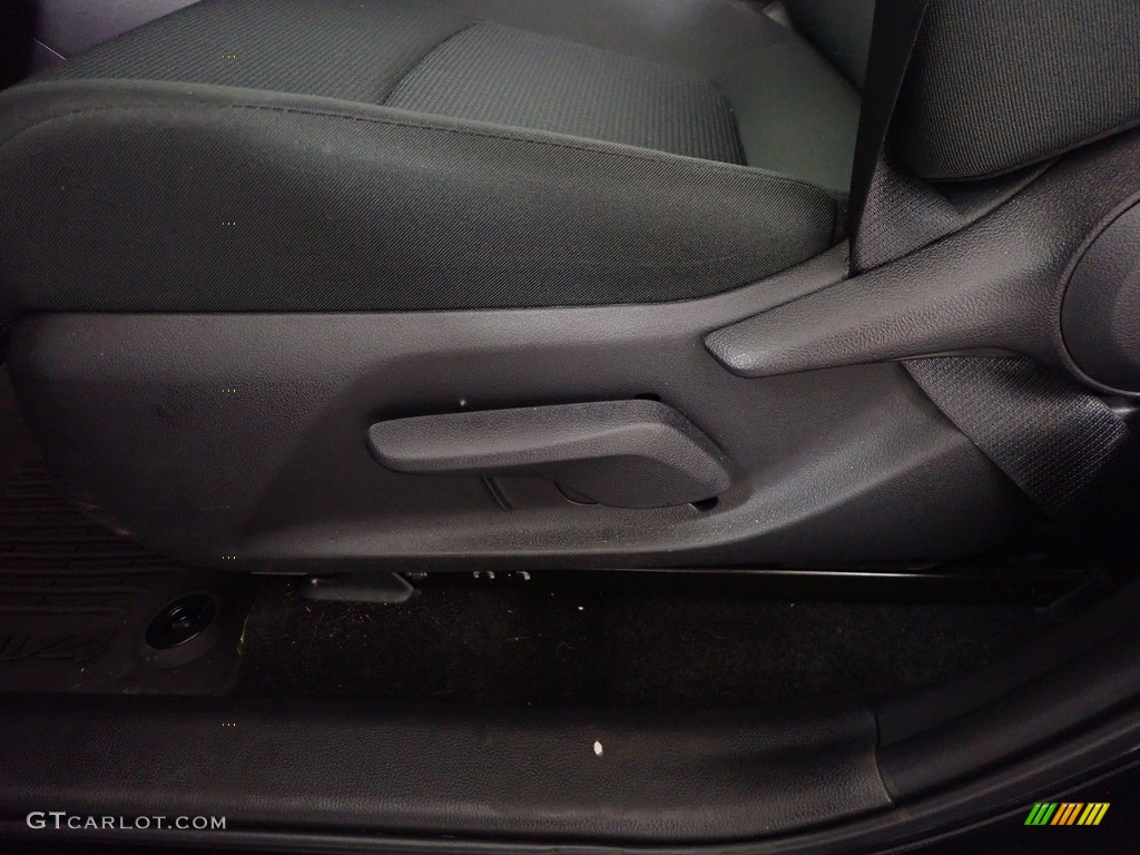 2021 RAV4 LE AWD - Midnight Black Metallic / Black photo #20