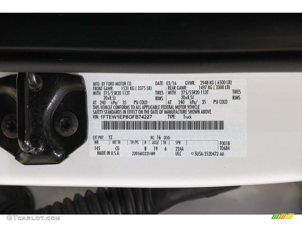 2016 F150 XL SuperCrew 4x4 - Oxford White / Medium Earth Gray photo #21