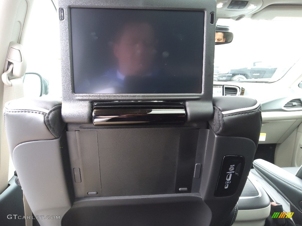 2022 Chrysler Pacifica Limited AWD Entertainment System Photo #145347952