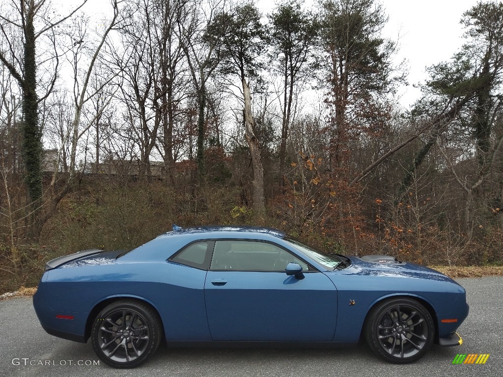 Frostbite 2022 Dodge Challenger R/T Scat Pack Shaker Exterior Photo #145348822