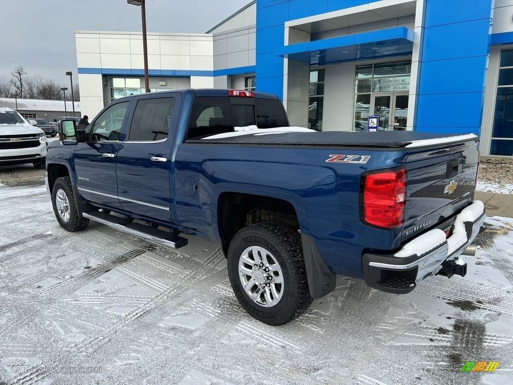 Deep Ocean Blue Metallic 2017 Chevrolet Silverado 3500HD LTZ Crew Cab 4x4 Exterior Photo #145350796