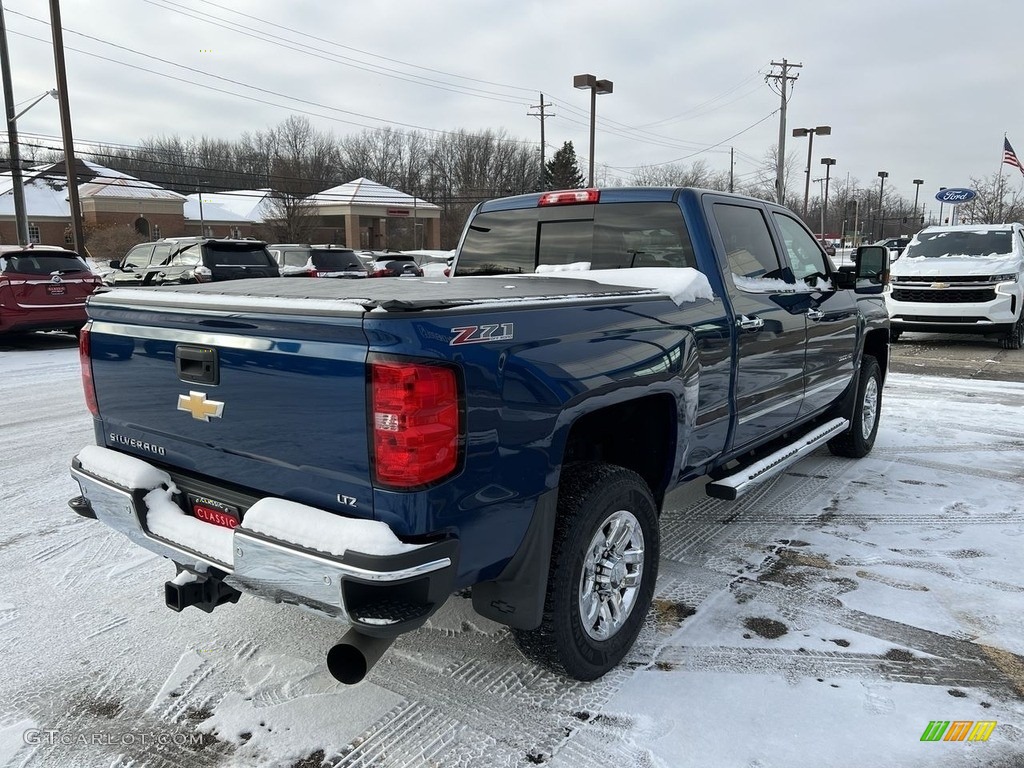 2017 Silverado 3500HD LTZ Crew Cab 4x4 - Deep Ocean Blue Metallic / Jet Black photo #3