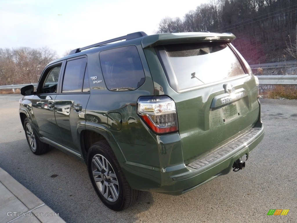 2022 4Runner TRD Sport 4x4 - Army Green / Black/Graphite photo #14