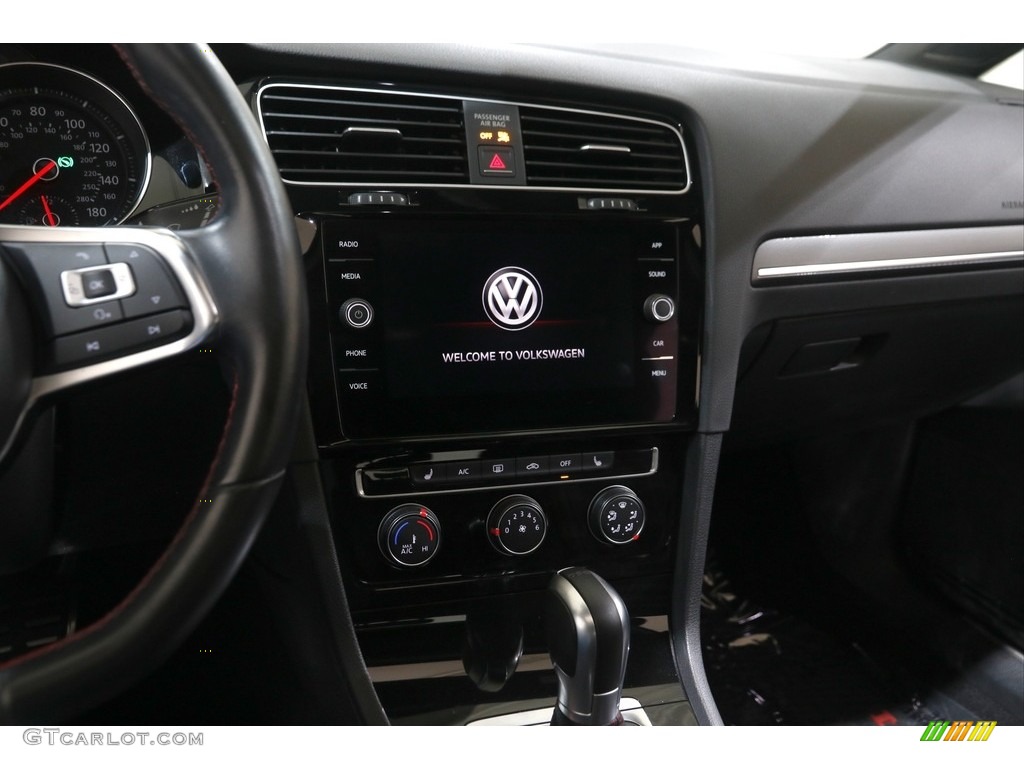 2018 Volkswagen Golf GTI SE Controls Photo #145352482