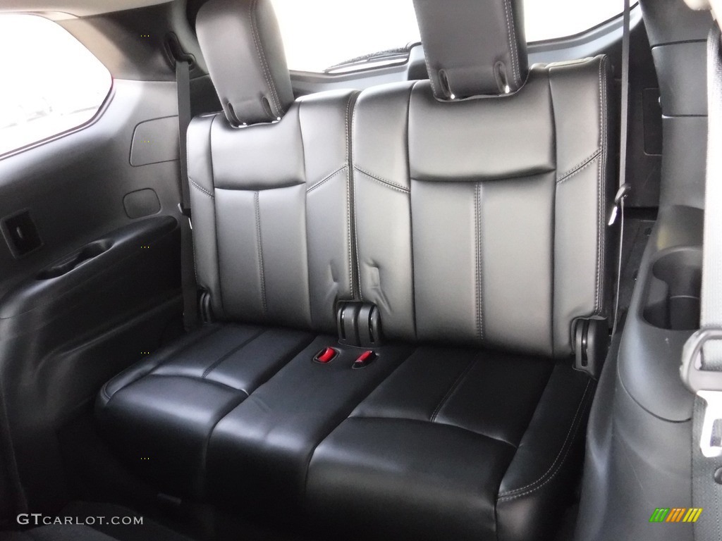 2017 Pathfinder SL 4x4 - Magnetic Black / Charcoal photo #29