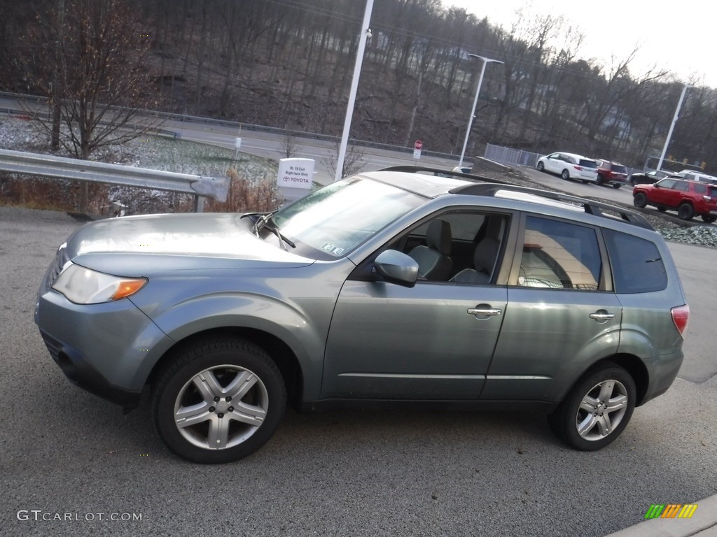 2010 Forester 2.5 X Limited - Sage Green Metallic / Black photo #12