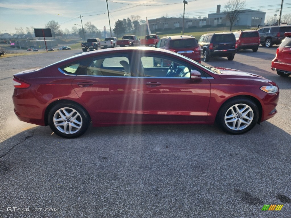 2013 Fusion SE - Ruby Red Metallic / Dune photo #7