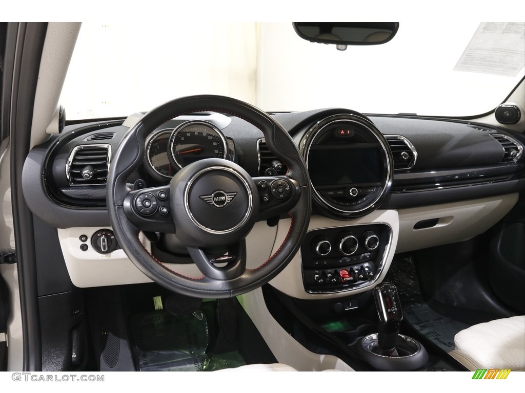 2020 Mini Clubman Cooper S All4 Dashboard Photos
