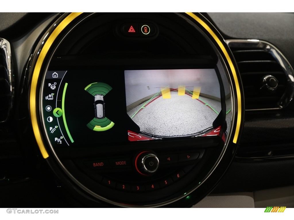 2020 Mini Clubman Cooper S All4 Controls Photos
