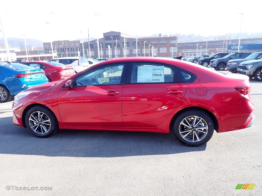 2023 Forte LXS - Currant Red / Black photo #5