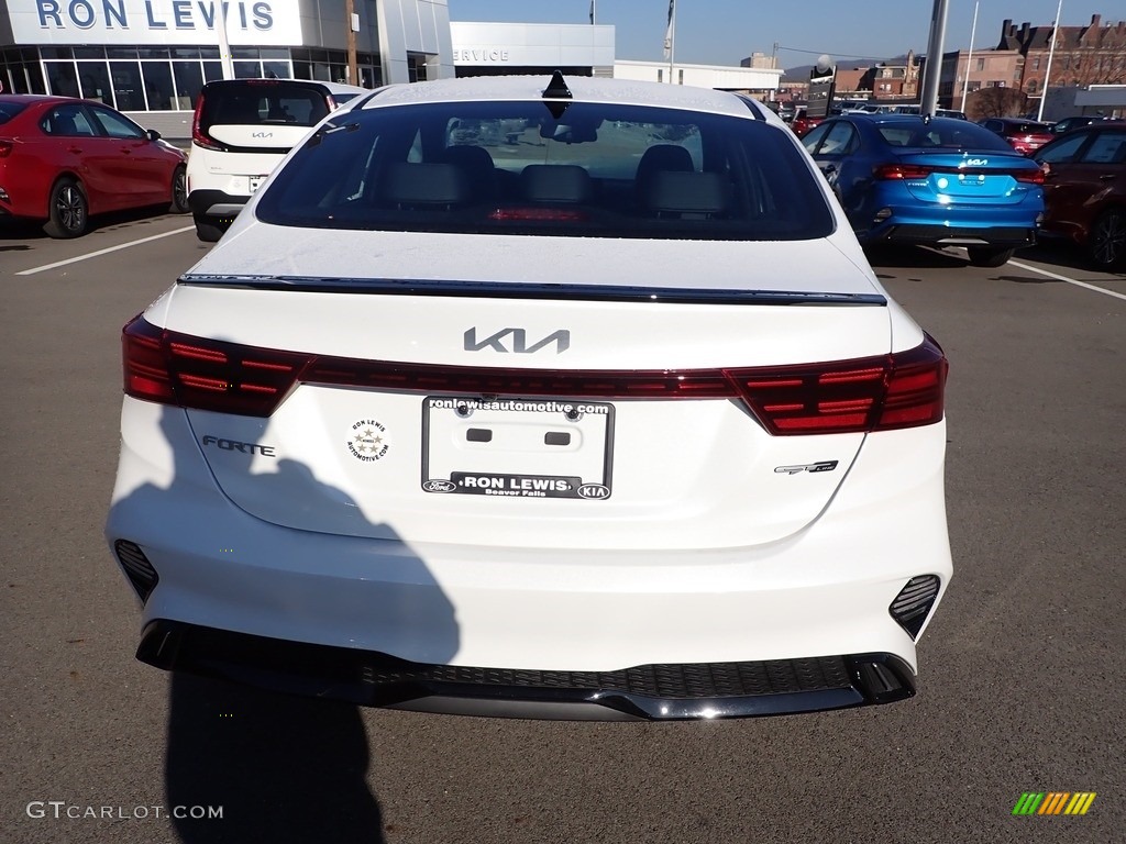 2023 Forte GT-Line - Snow White Pearl / Black photo #7