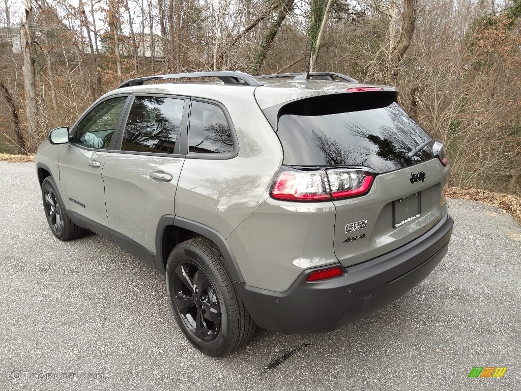 Sting-Gray 2023 Jeep Cherokee Altitude Lux 4x4 Exterior Photo #145357782