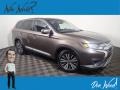 Mercury Gray Metallic 2019 Mitsubishi Outlander SE