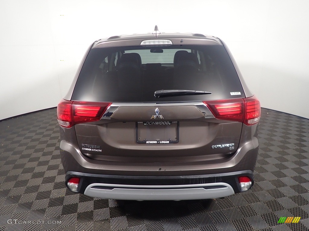 2019 Outlander SE - Mercury Gray Metallic / Black photo #13