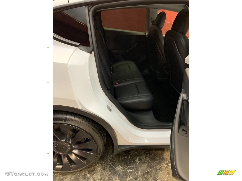 2022 Model Y Performance AWD - Pearl White Multi-Coat / Black photo #11