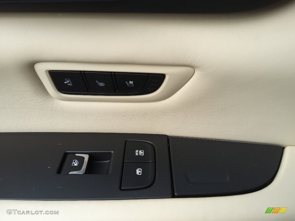 2018 Cadillac CT6 3.0 Turbo Platinum AWD Sedan Door Panel Photos