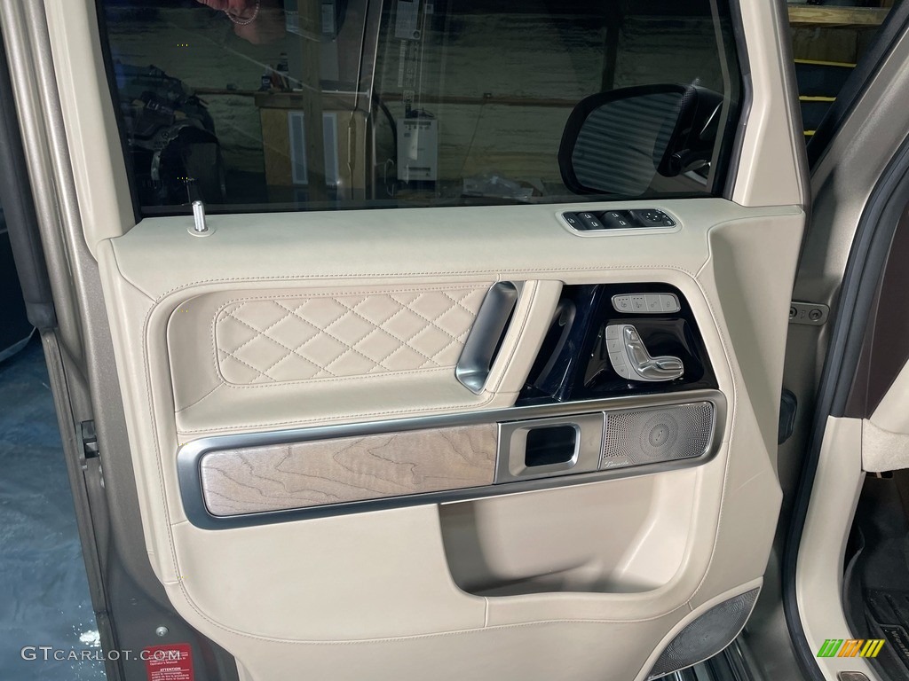 2020 Mercedes-Benz G 63 AMG Door Panel Photos