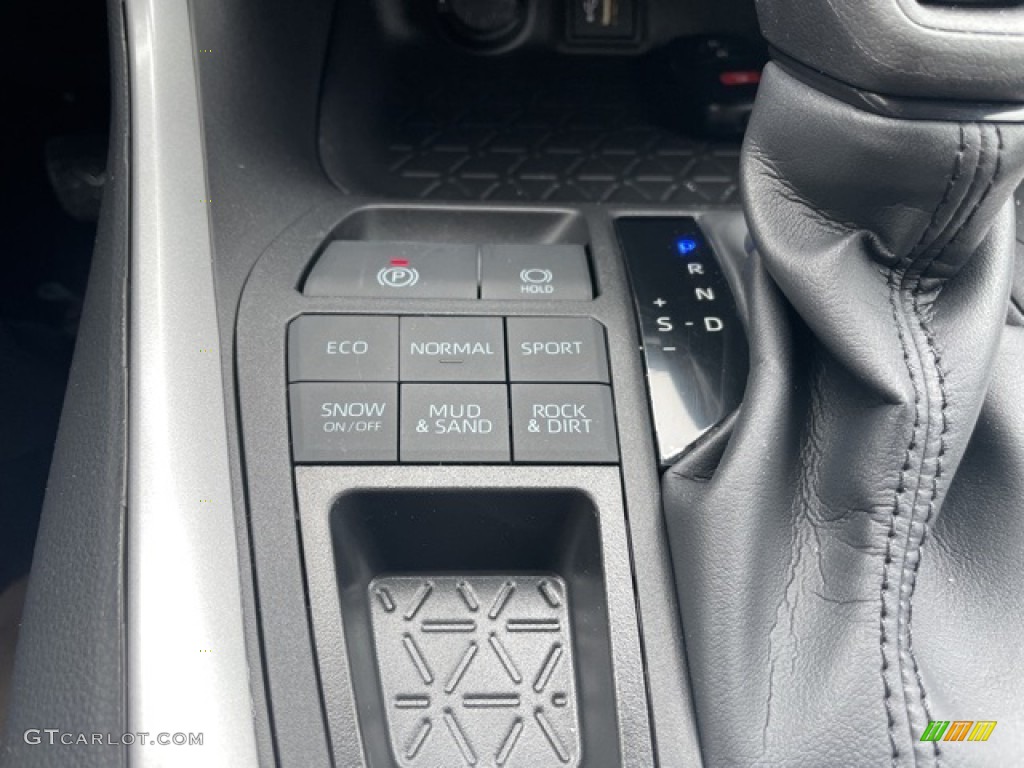 2023 Toyota RAV4 XLE AWD Controls Photo #145362986