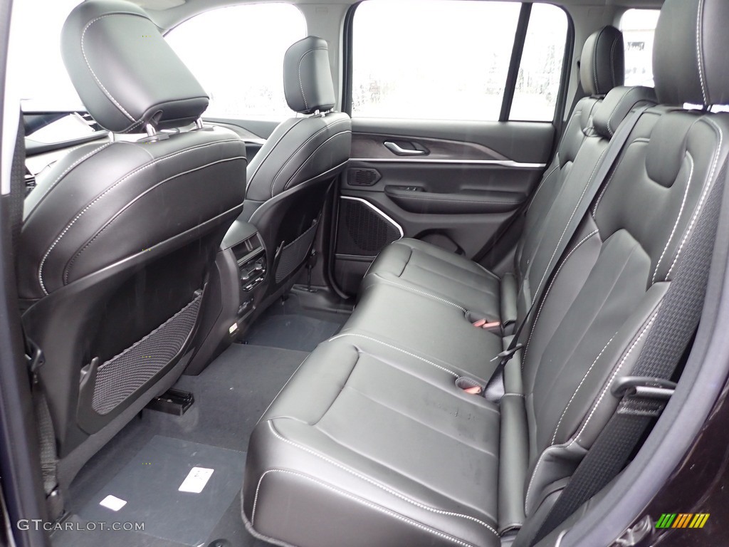 2022 Jeep Grand Cherokee 4XE Hybrid Rear Seat Photos