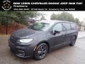 Brilliant Black Crystal Pearl 2022 Chrysler Pacifica Hybrid Touring L