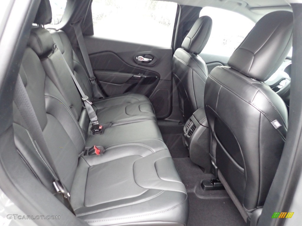 2023 Jeep Cherokee Altitude Lux 4x4 Rear Seat Photo #145365204