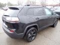 Diamond Black Crystal Pearl - Cherokee Altitude Lux 4x4 Photo No. 5