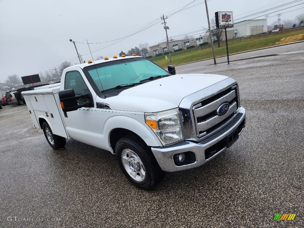 Oxford White 2014 Ford F250 Super Duty XLT Regular Cab Utility Truck Exterior Photo #145366023