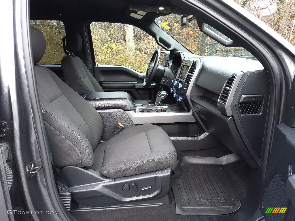 2019 Ford F150 XLT SuperCrew 4x4 Front Seat Photo #145367059