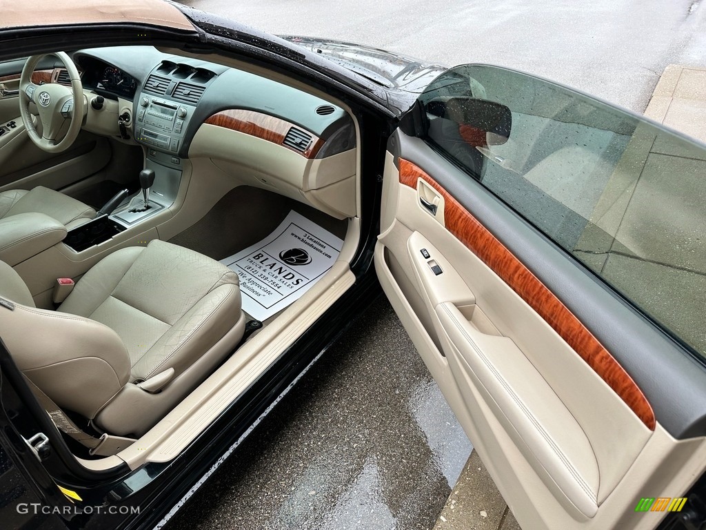 2008 Solara SLE V6 Convertible - Black / Ivory photo #24