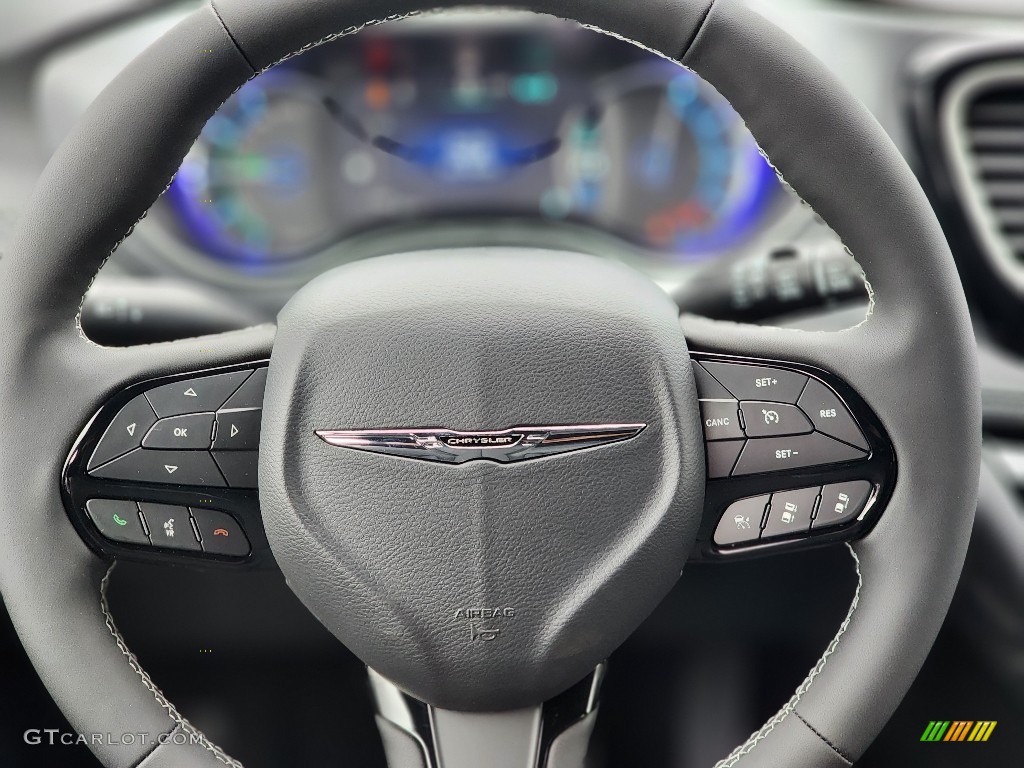 2022 Chrysler Pacifica Hybrid Touring L Steering Wheel Photos