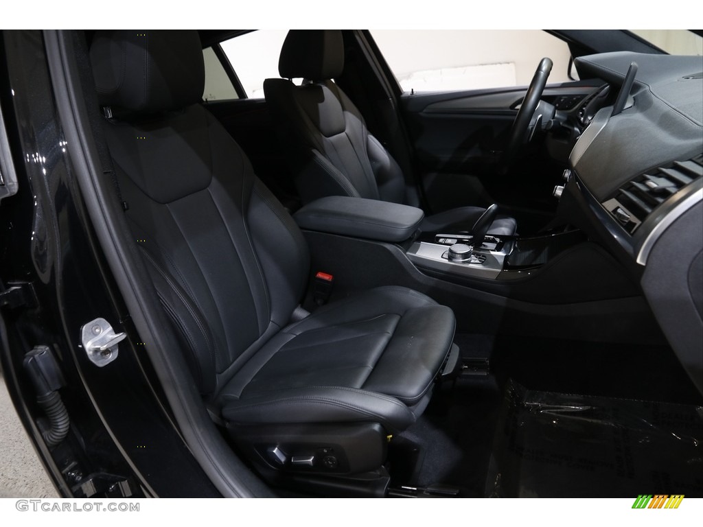 2020 X4 xDrive30i - Black Sapphire Metallic / Black photo #18