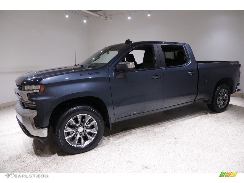 2020 Silverado 1500 LT Crew Cab 4x4 - Shadow Gray Metallic / Jet Black photo #3