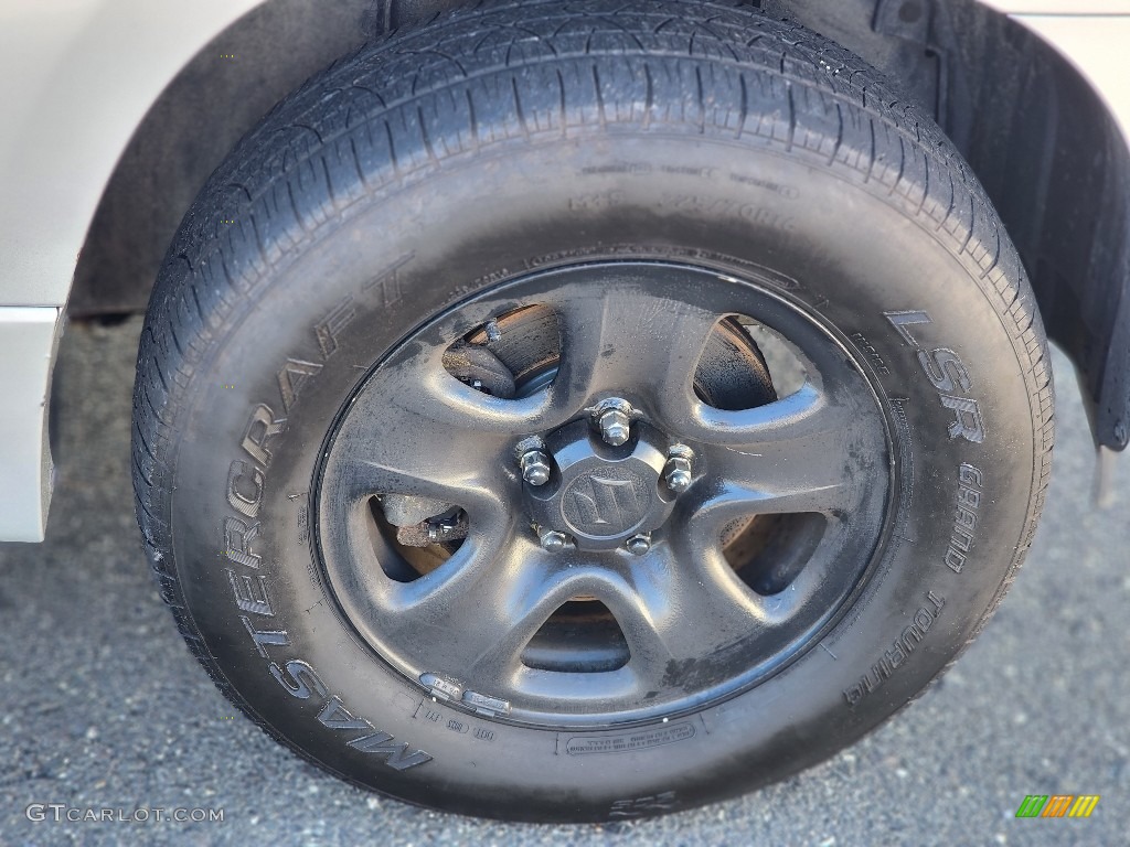 2012 Suzuki Grand Vitara Premium Wheel Photos