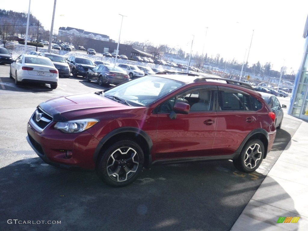 2014 XV Crosstrek 2.0i Premium - Venetian Red Pearl / Ivory photo #6