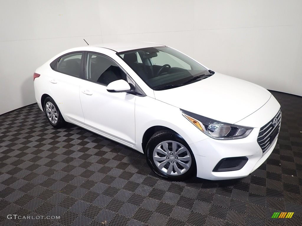 2020 Accent SE - Frost White Pearl / Black photo #3