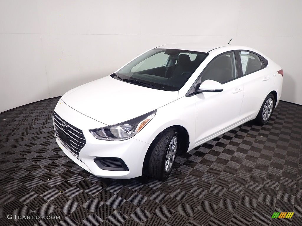 2020 Accent SE - Frost White Pearl / Black photo #9