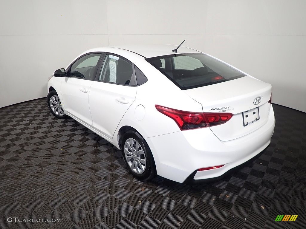 2020 Accent SE - Frost White Pearl / Black photo #12
