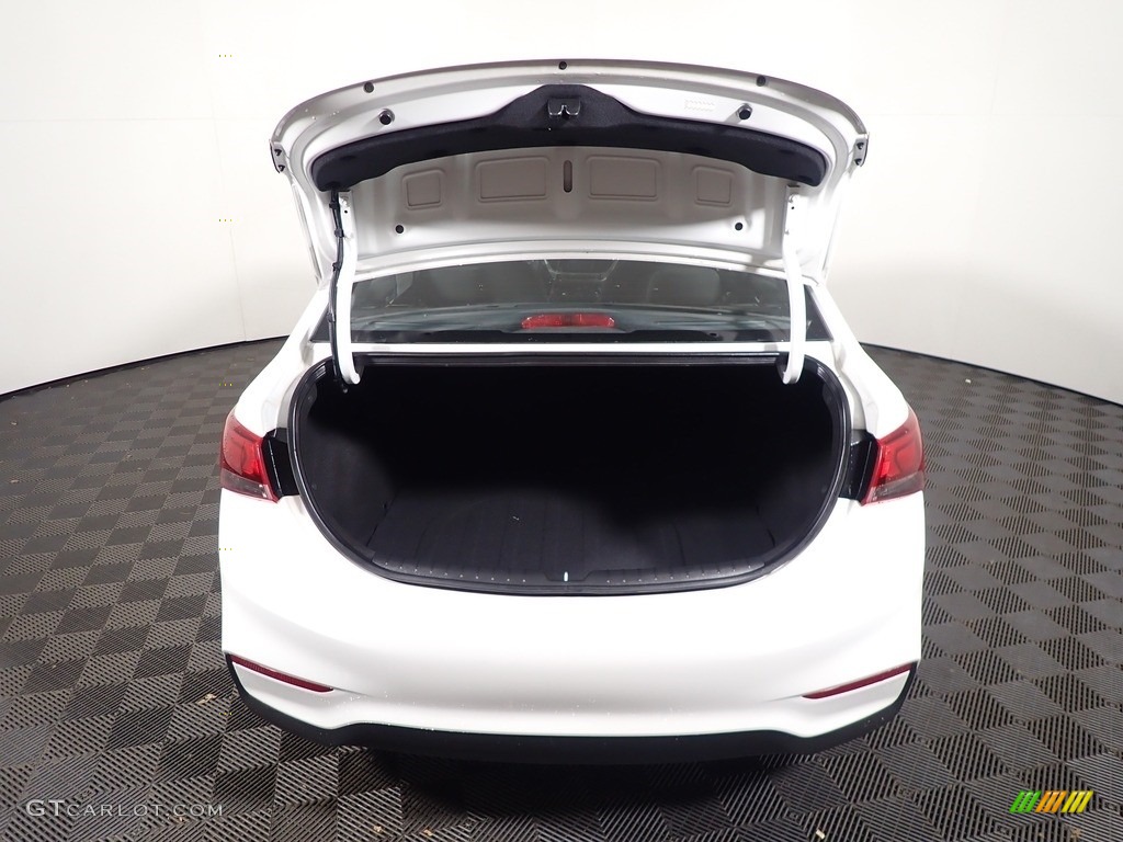 2020 Accent SE - Frost White Pearl / Black photo #14