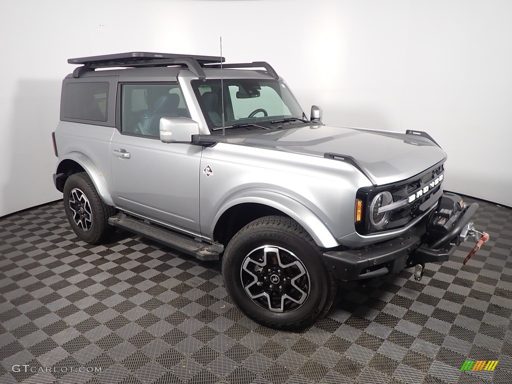 2021 Ford Bronco Outer Banks 4x4 2-Door Exterior Photos
