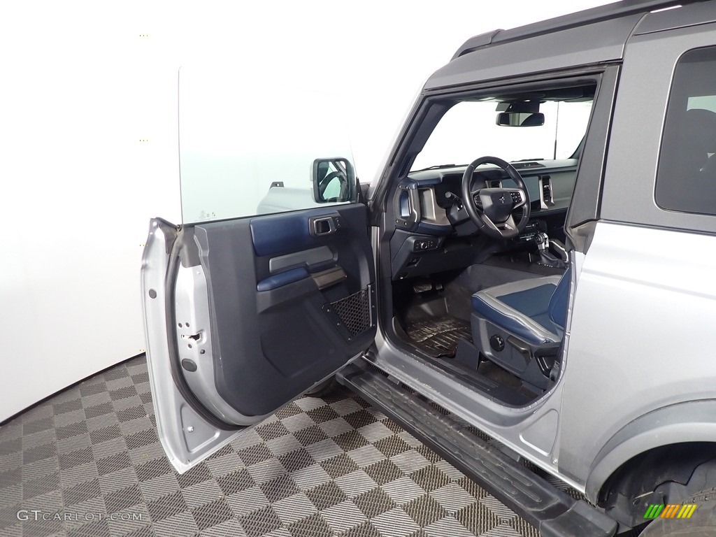 Space Gray/Navy Pier Interior 2021 Ford Bronco Outer Banks 4x4 2-Door Photo #145375814