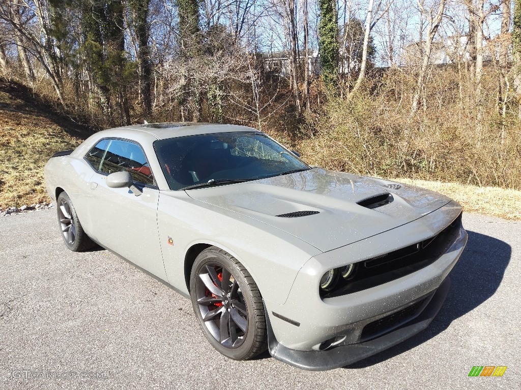 2019 Challenger R/T Scat Pack - Destroyer Gray / Ruby Red/Black photo #4