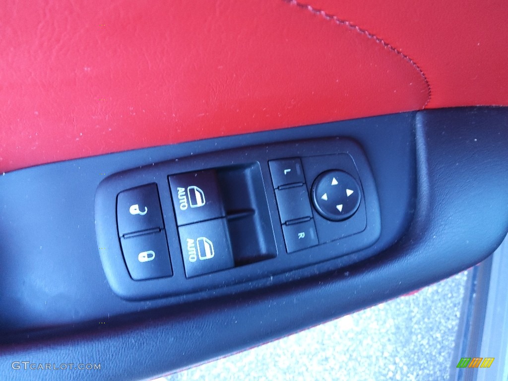 2019 Challenger R/T Scat Pack - Destroyer Gray / Ruby Red/Black photo #11