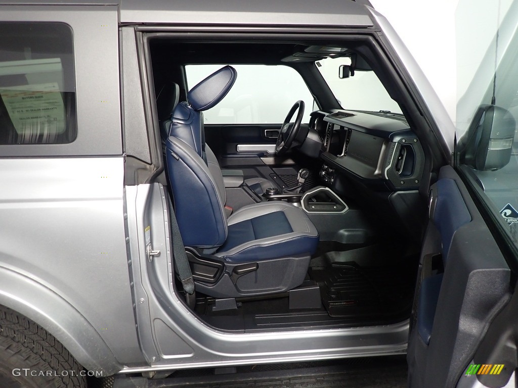 2021 Ford Bronco Outer Banks 4x4 2-Door Front Seat Photo #145376167