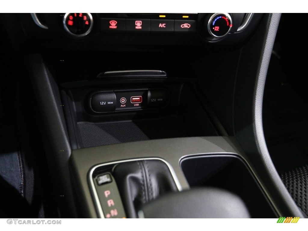 2019 Optima LX - Ebony Black / Black photo #14