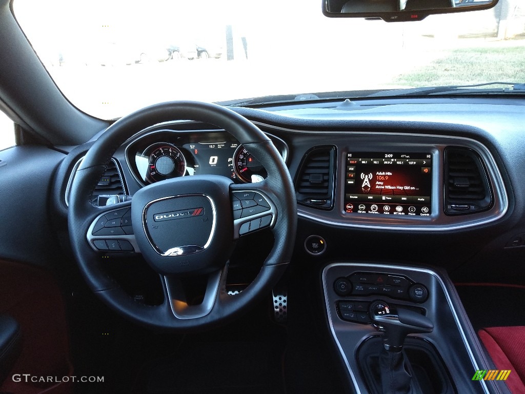 2019 Challenger R/T Scat Pack - Destroyer Gray / Ruby Red/Black photo #16