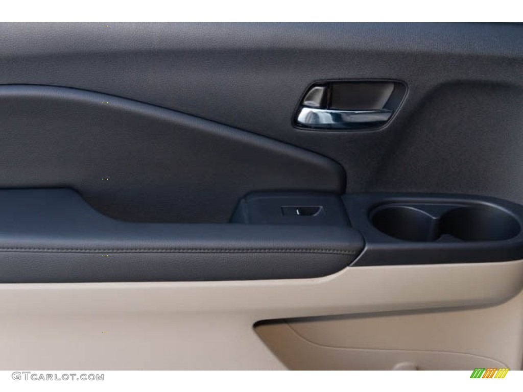 2022 Honda Pilot EX-L Beige Door Panel Photo #145377715
