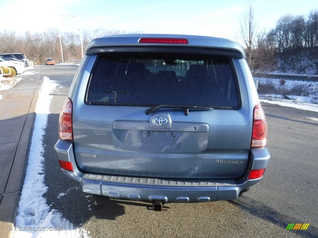 2005 4Runner SR5 4x4 - Pacific Blue Metallic / Stone photo #15