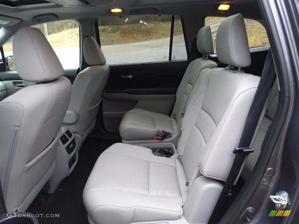 Gray Interior 2020 Honda Pilot Elite AWD Photo #145381069